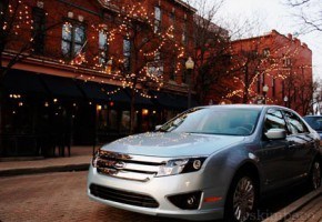 2010 Ford Fusion Hybrid Photo