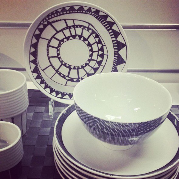 b&w dishes