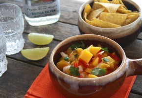 Mango salsa for Cinco de Mayo parties
