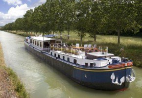 river cruise in France