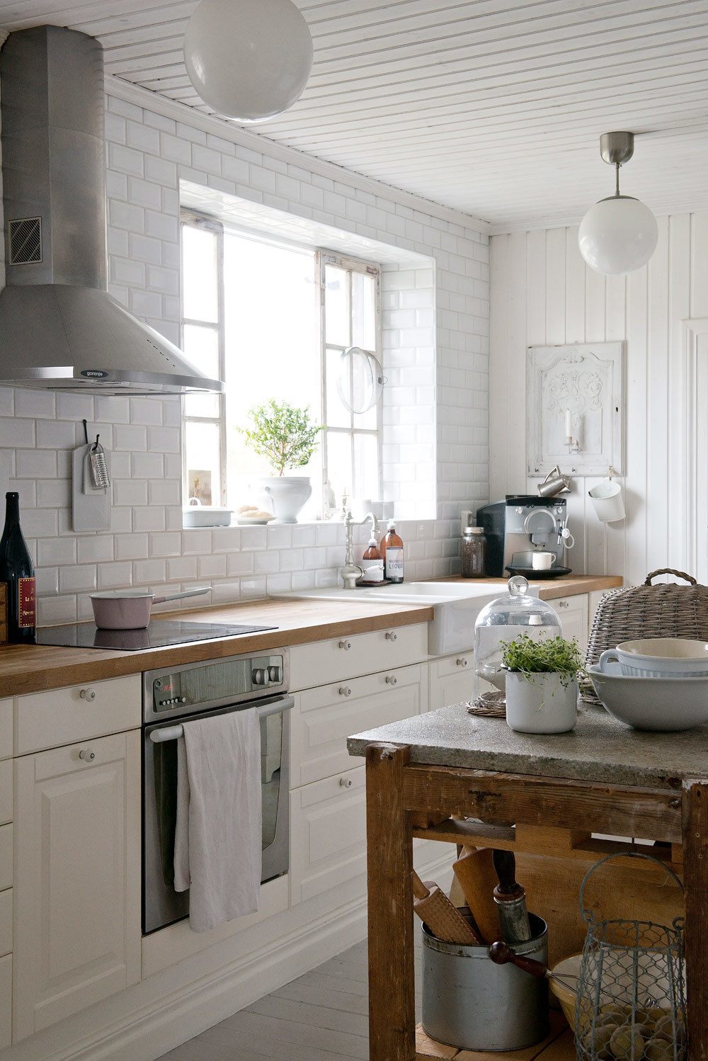 My Kitchen Dilemma: Modern or Country? - Skimbaco Lifestyle online