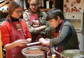 Teaching kids global lifestyle and importance of family dinners