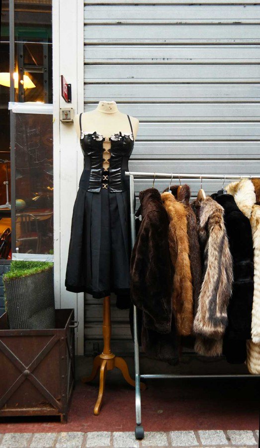 Paris Flea Market Style as Home Decorating Inspiration Skimbaco Lifestyle online magazine