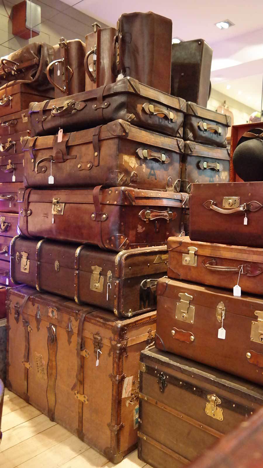 Paris flea market style as home decorating inspiration skimbaco ...